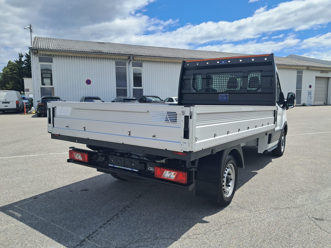 FORD TR Pritsche L2 | EZ 2018 | Euro 6 | Schaltgetr. - Furgoneta caja abierta: foto 5 FORD TR Pritsche L2 | EZ 2018 | Euro 6 | Schaltgetr. - Furgoneta caja abierta: foto 5
