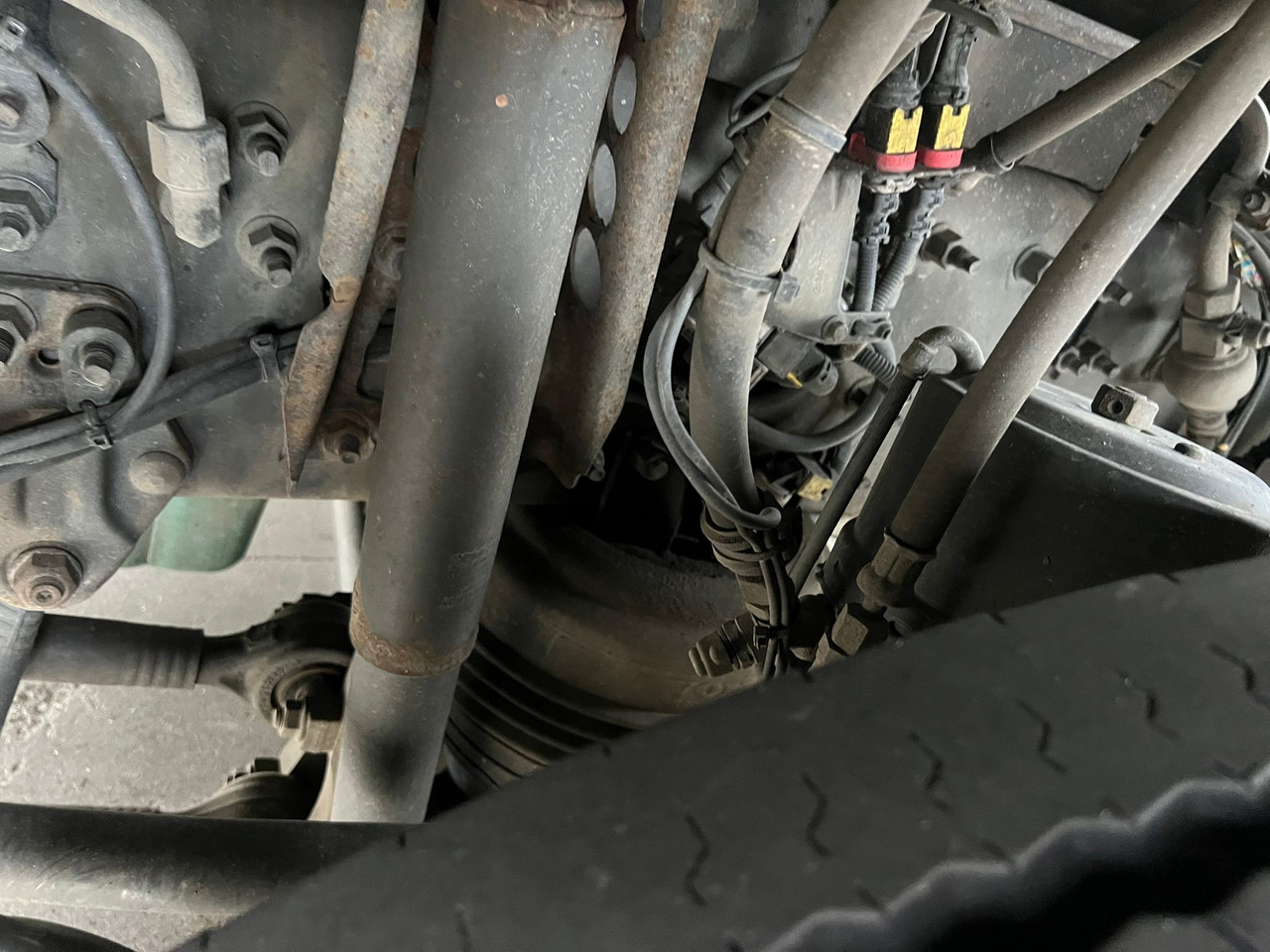 Camión chasis VOLVO FH 540 8x4 Fahrgestell: foto 17