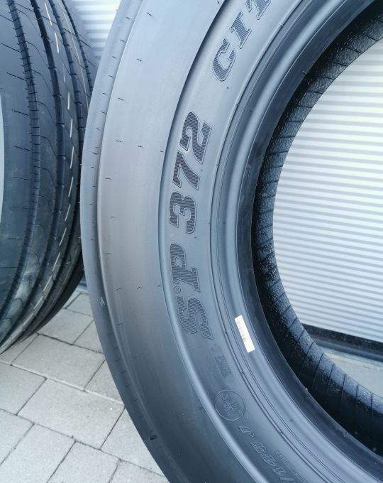 275/70 R22. 5 DUNLOP City SP 372 M+S NOWY - Neumático para Coche: foto 3 275/70 R22. 5 DUNLOP City SP 372 M+S NOWY - Neumático para Coche: foto 3