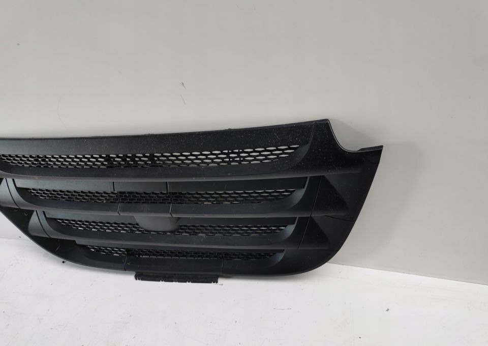 GRILL ATRAPA DAF CF EURO6 1886592 ORYGINAŁ - Capota: foto 2 GRILL ATRAPA DAF CF EURO6 1886592 ORYGINAŁ - Capota: foto 2