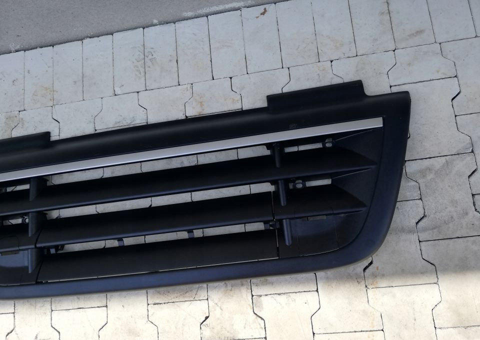 GRILL ATRAPA DAF CF NOWY ORYGINAŁ 1784453 - Capota: foto 3 GRILL ATRAPA DAF CF NOWY ORYGINAŁ 1784453 - Capota: foto 3