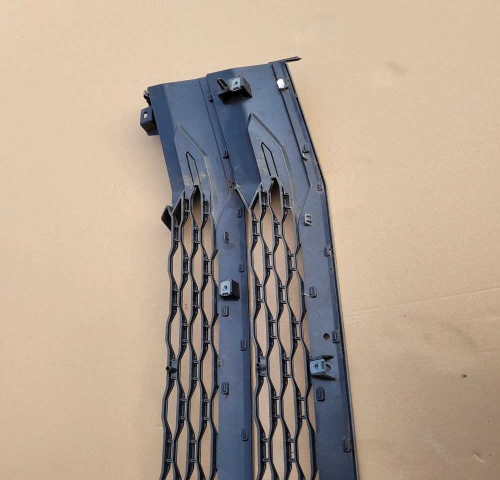 GRILL ATRAPA DAF XG XF ORYGINAŁ . 2250145 CHWALIM116 - Parrilla para Camión: foto 4 GRILL ATRAPA DAF XG XF ORYGINAŁ . 2250145 CHWALIM116 - Parrilla para Camión: foto 4