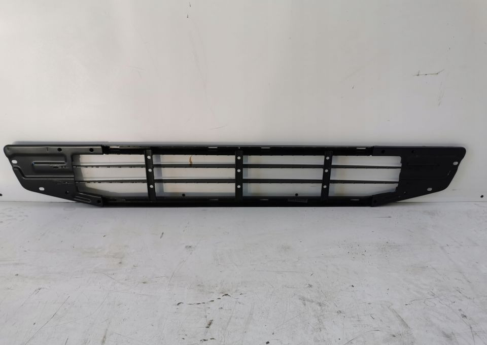 GRILL ATRAPA ŁAWKA VOLVO FH4 82255346 ORYGINAŁ - Capota: foto 2 GRILL ATRAPA ŁAWKA VOLVO FH4 82255346 ORYGINAŁ - Capota: foto 2