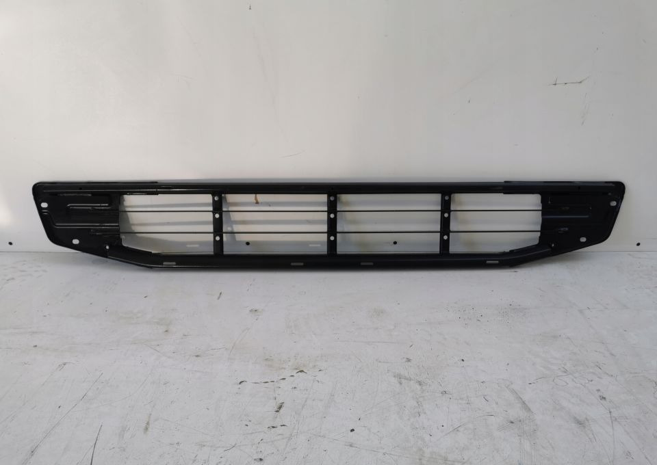 GRILL ATRAPA ŁAWKA VOLVO FH4 82255346 ORYGINAŁ - Capota: foto 1 GRILL ATRAPA ŁAWKA VOLVO FH4 82255346 ORYGINAŁ - Capota: foto 1