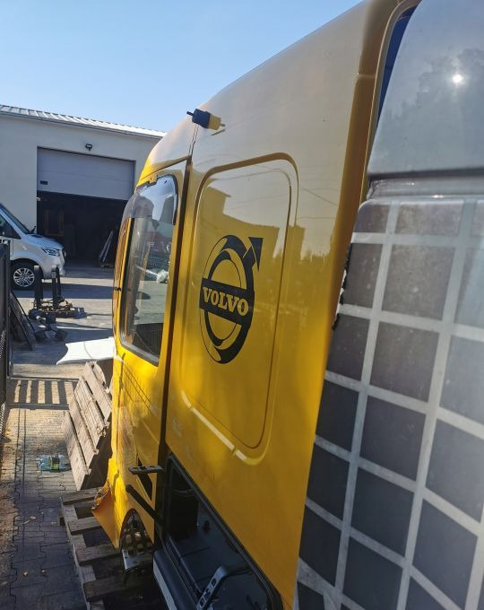 KABINA VOLVO FMX FM euro6 - Cabina para Camión: foto 5 KABINA VOLVO FMX FM euro6 - Cabina para Camión: foto 5