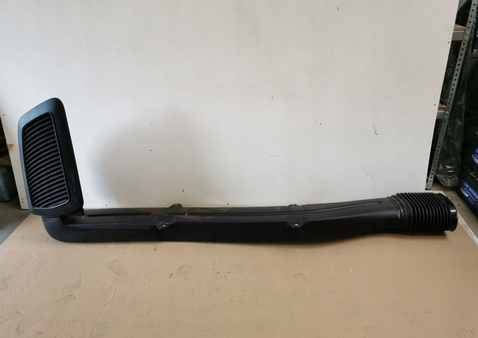 KOMIN ACTROS MP4 A9605289108 - Tubo de admisión de aire para Camión: foto 1 KOMIN ACTROS MP4 A9605289108 - Tubo de admisión de aire para Camión: foto 1