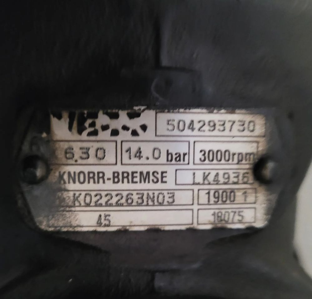 KOMPRESOR IVECO ORYGINAŁ 504293730 CHWALIM116 - Compresor para Camión: foto 3 KOMPRESOR IVECO ORYGINAŁ 504293730 CHWALIM116 - Compresor para Camión: foto 3