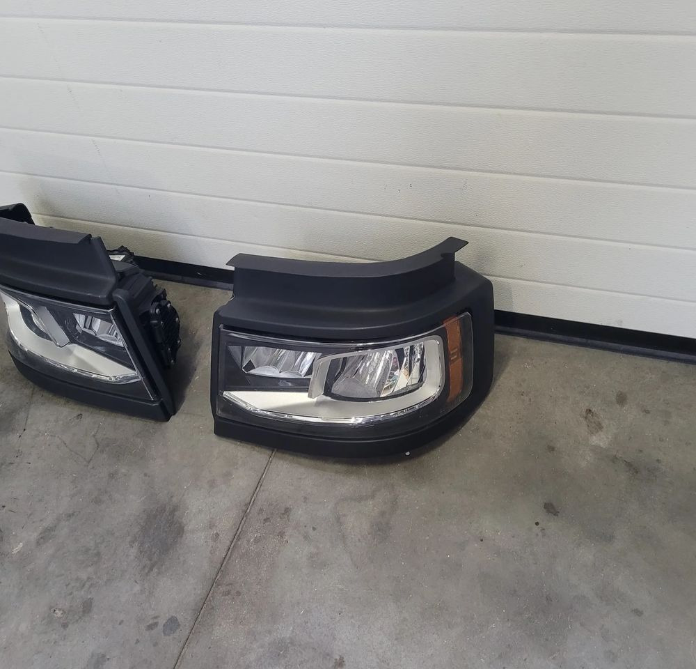 LAMPA LED SCANIA R NGT 2655849 2655848 RH/LH CHWALIM116 - Luz/ Iluminación para Camión: foto 5 LAMPA LED SCANIA R NGT 2655849 2655848 RH/LH CHWALIM116 - Luz/ Iluminación para Camión: foto 5