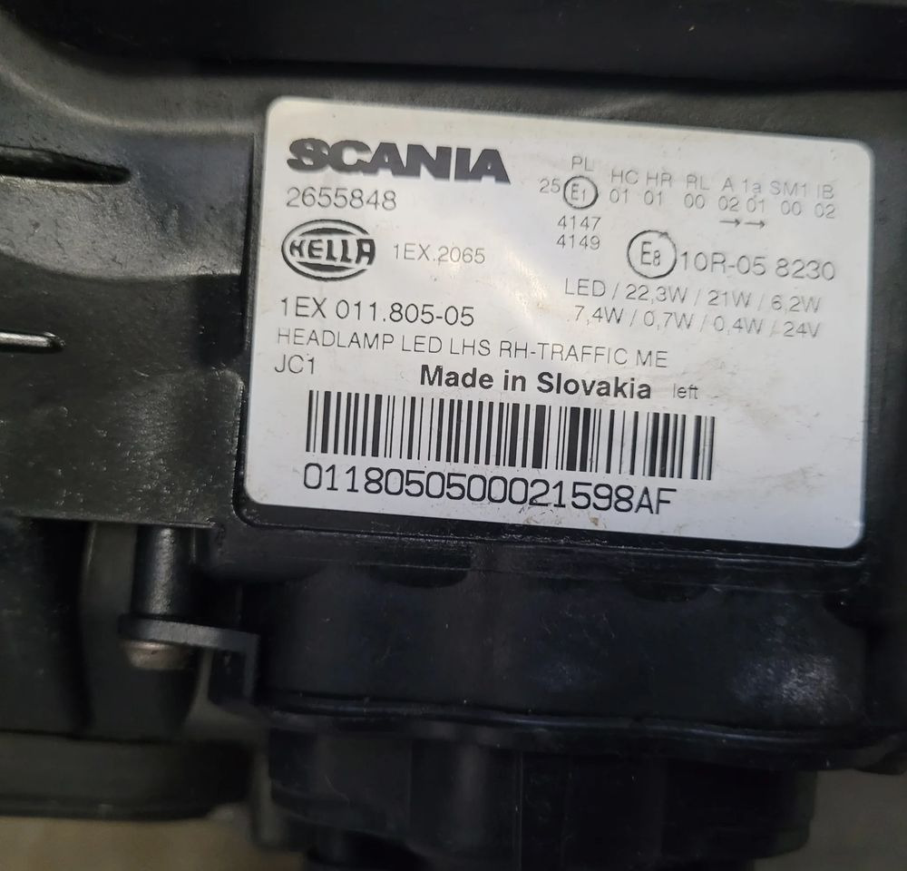 LAMPA LED SCANIA R NGT 2655849 2655848 RH/LH CHWALIM116 - Luz/ Iluminación para Camión: foto 4 LAMPA LED SCANIA R NGT 2655849 2655848 RH/LH CHWALIM116 - Luz/ Iluminación para Camión: foto 4