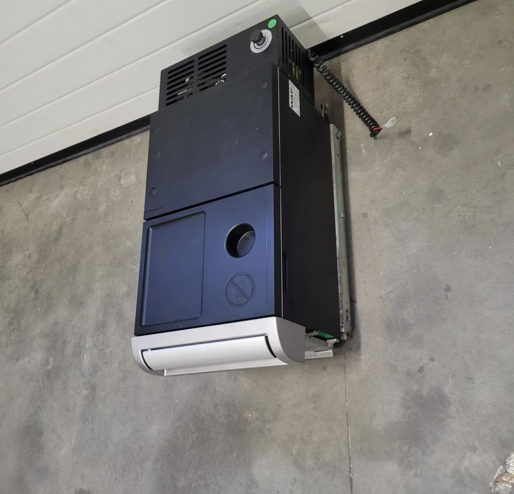 LODÓWKA DAF XF 106 LIFT USZKODZONA - Sistema eléctrico para Camión: foto 3 LODÓWKA DAF XF 106 LIFT USZKODZONA - Sistema eléctrico para Camión: foto 3