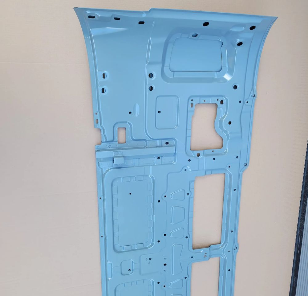 MASKA ATRAPA VOLVO FH4 NOWY ORYGINAŁ CHWALIM116 - Capota para Camión: foto 4 MASKA ATRAPA VOLVO FH4 NOWY ORYGINAŁ CHWALIM116 - Capota para Camión: foto 4