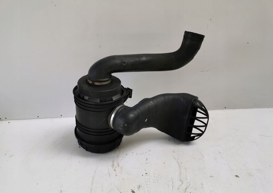 OBUDOWA FILTRA POWIETRZA Łącznik MAN TGL TGM - Filtro de aire para Camión: foto 1 OBUDOWA FILTRA POWIETRZA Łącznik MAN TGL TGM - Filtro de aire para Camión: foto 1