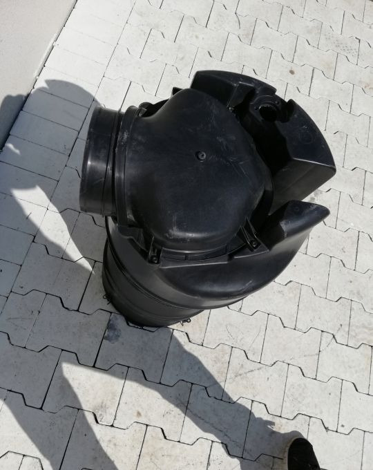 OBUDOWA FILTRA POWIETRZA MAN TGX TGS EURO 6 - Filtro de aire para Camión: foto 2 OBUDOWA FILTRA POWIETRZA MAN TGX TGS EURO 6 - Filtro de aire para Camión: foto 2