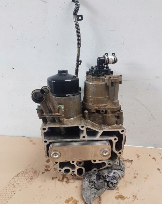 PODSTAWA FILTRA OLEJU MAN TGS TGX EURO6 - Filtro de aceite para Camión: foto 2 PODSTAWA FILTRA OLEJU MAN TGS TGX EURO6 - Filtro de aceite para Camión: foto 2