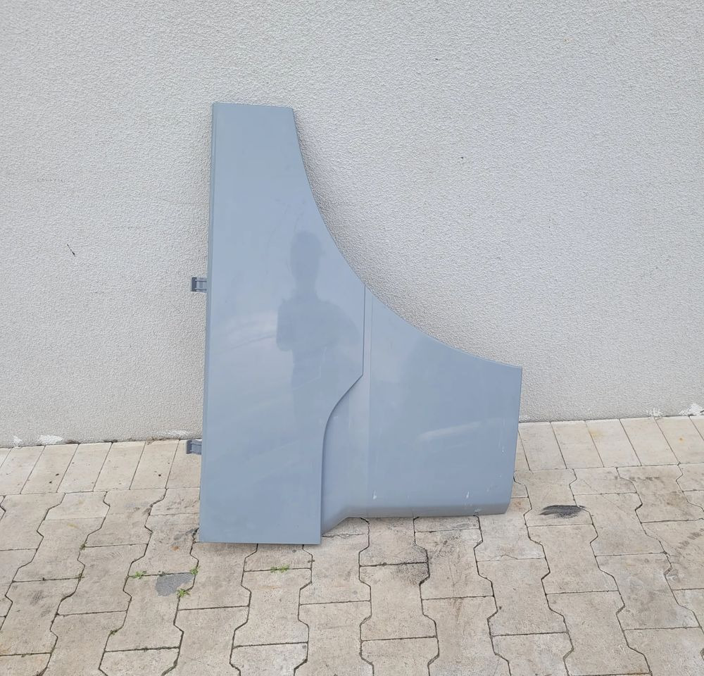 PRZEDŁUŻENIE DRZWI DAF XF 106 LH ORYGINAŁ - Puerta y piezas para Camión: foto 2 PRZEDŁUŻENIE DRZWI DAF XF 106 LH ORYGINAŁ - Puerta y piezas para Camión: foto 2