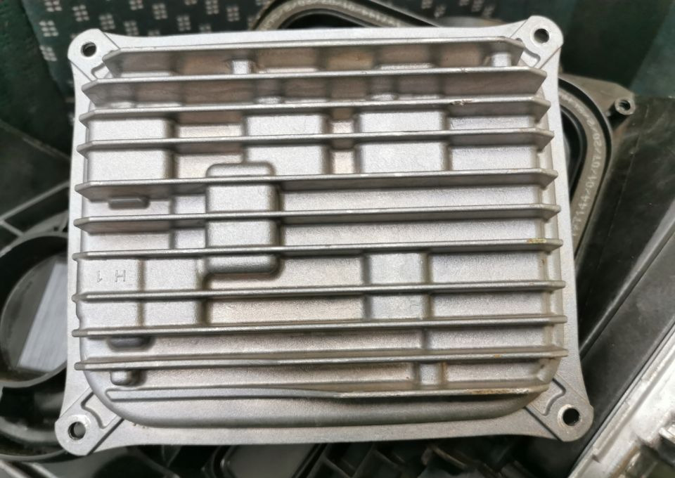 PRZETWORNICA MODUŁ LED MERCEDES A2479004104 - Unidad de control para Camión: foto 1 PRZETWORNICA MODUŁ LED MERCEDES A2479004104 - Unidad de control para Camión: foto 1