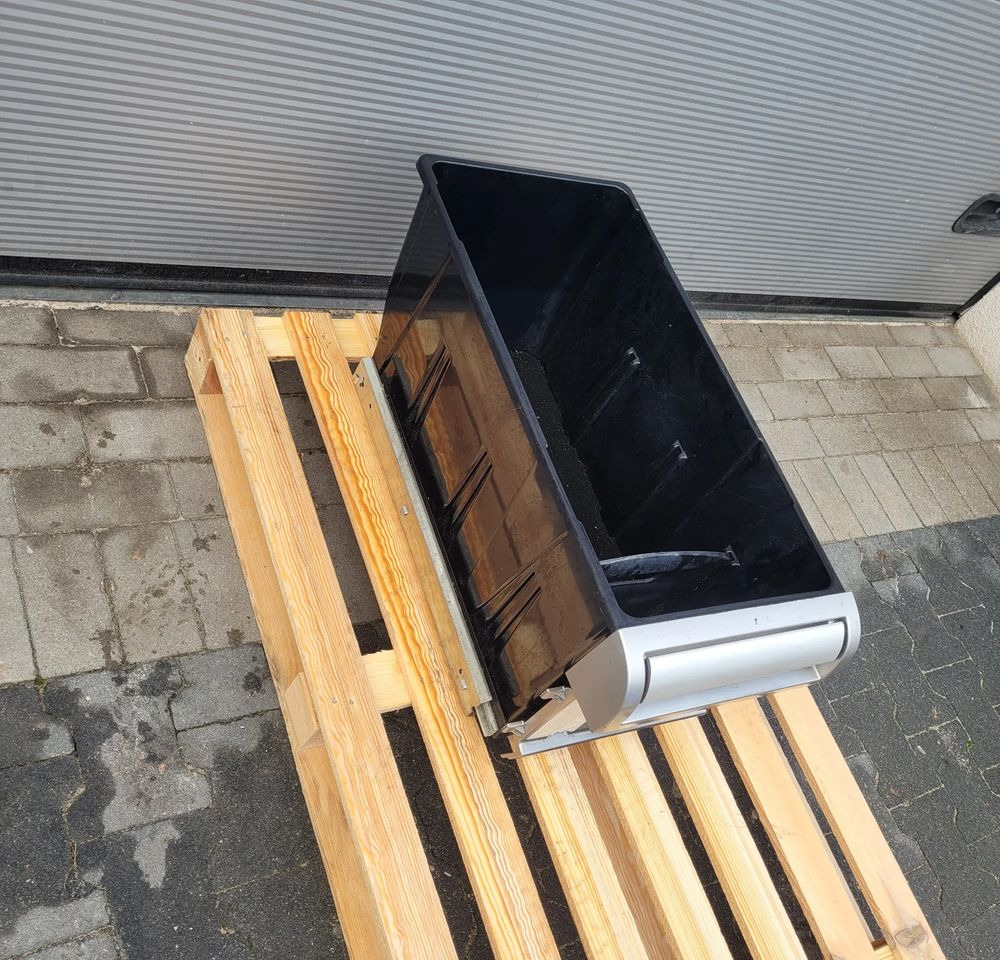 SCHOWEK BOX DAF XF 106 LIFT ORYGINAŁ CHWALIM116 - Recambio para Camión: foto 3 SCHOWEK BOX DAF XF 106 LIFT ORYGINAŁ CHWALIM116 - Recambio para Camión: foto 3