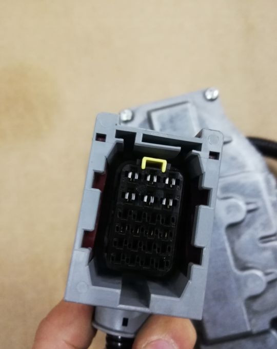 WYSPRZEGLIK VOLVO FH4 GAMA 22327072 - Caja de cambios y piezas para Camión: foto 2 WYSPRZEGLIK VOLVO FH4 GAMA 22327072 - Caja de cambios y piezas para Camión: foto 2