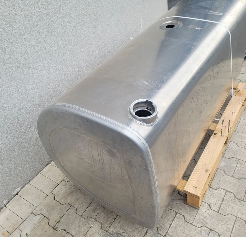 ZBIORNIK PALIWA VOLVO FH4 RENAULT 21516454 610L 150X70X70CM - Depósito de combustible para Camión: foto 3 ZBIORNIK PALIWA VOLVO FH4 RENAULT 21516454 610L 150X70X70CM - Depósito de combustible para Camión: foto 3