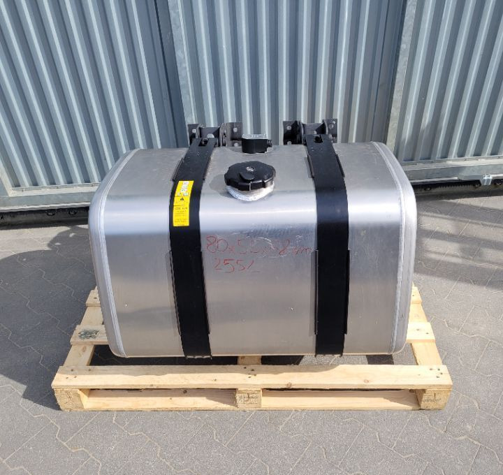 ZBIORNIK PALIWA VOLVO FH4 RENAULT 21516469 255L - Depósito de combustible para Camión: foto 2 ZBIORNIK PALIWA VOLVO FH4 RENAULT 21516469 255L - Depósito de combustible para Camión: foto 2