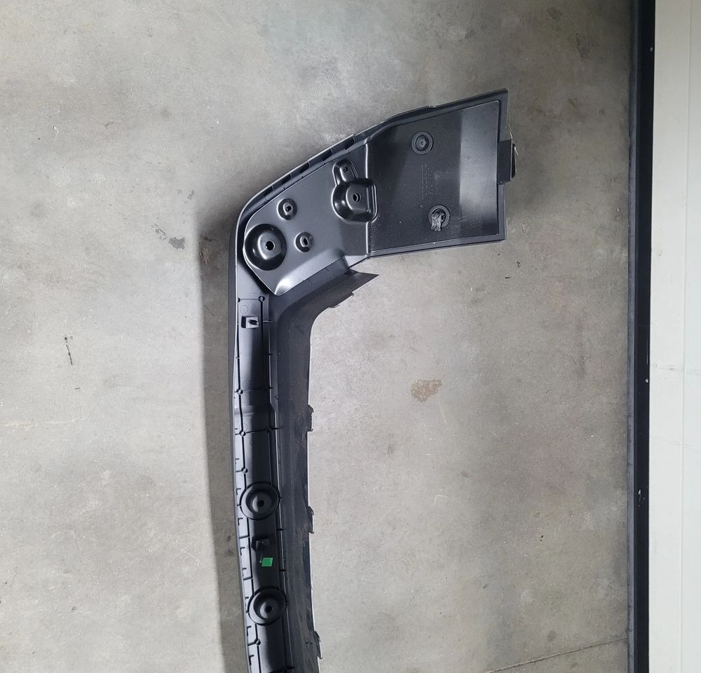 ZDERZAK VOLVO FMX 84236048 CHWALIM116 - Parachoques para Camión: foto 4 ZDERZAK VOLVO FMX 84236048 CHWALIM116 - Parachoques para Camión: foto 4