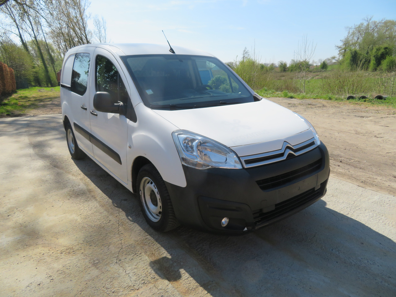 CITROËN Berlingo 1.6 BlueHDi CLUB - Furgón: foto 1 CITROËN Berlingo 1.6 BlueHDi CLUB - Furgón: foto 1