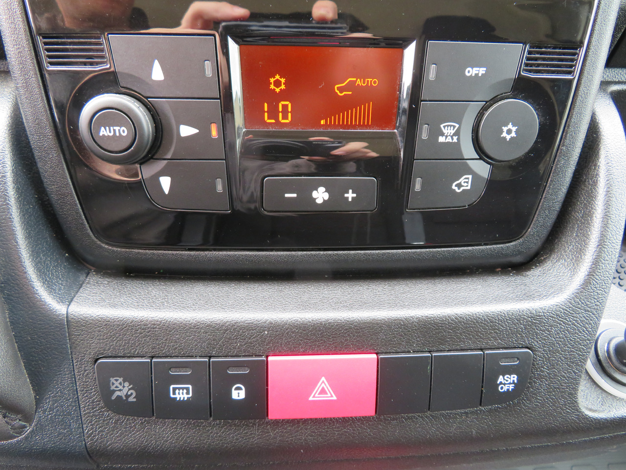 Leasing para CITROËN Jumper Club - L3H3 CITROËN Jumper Club - L3H3: foto 16