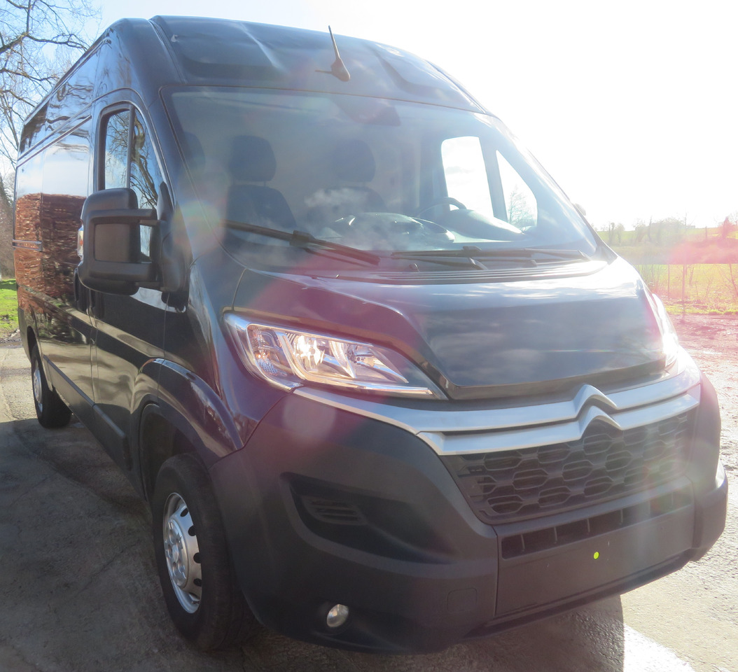 Citroën Jumpy 2.2 blueHDI L2H2 - Furgoneta pequeña: foto 1 Citroën Jumpy 2.2 blueHDI L2H2 - Furgoneta pequeña: foto 1