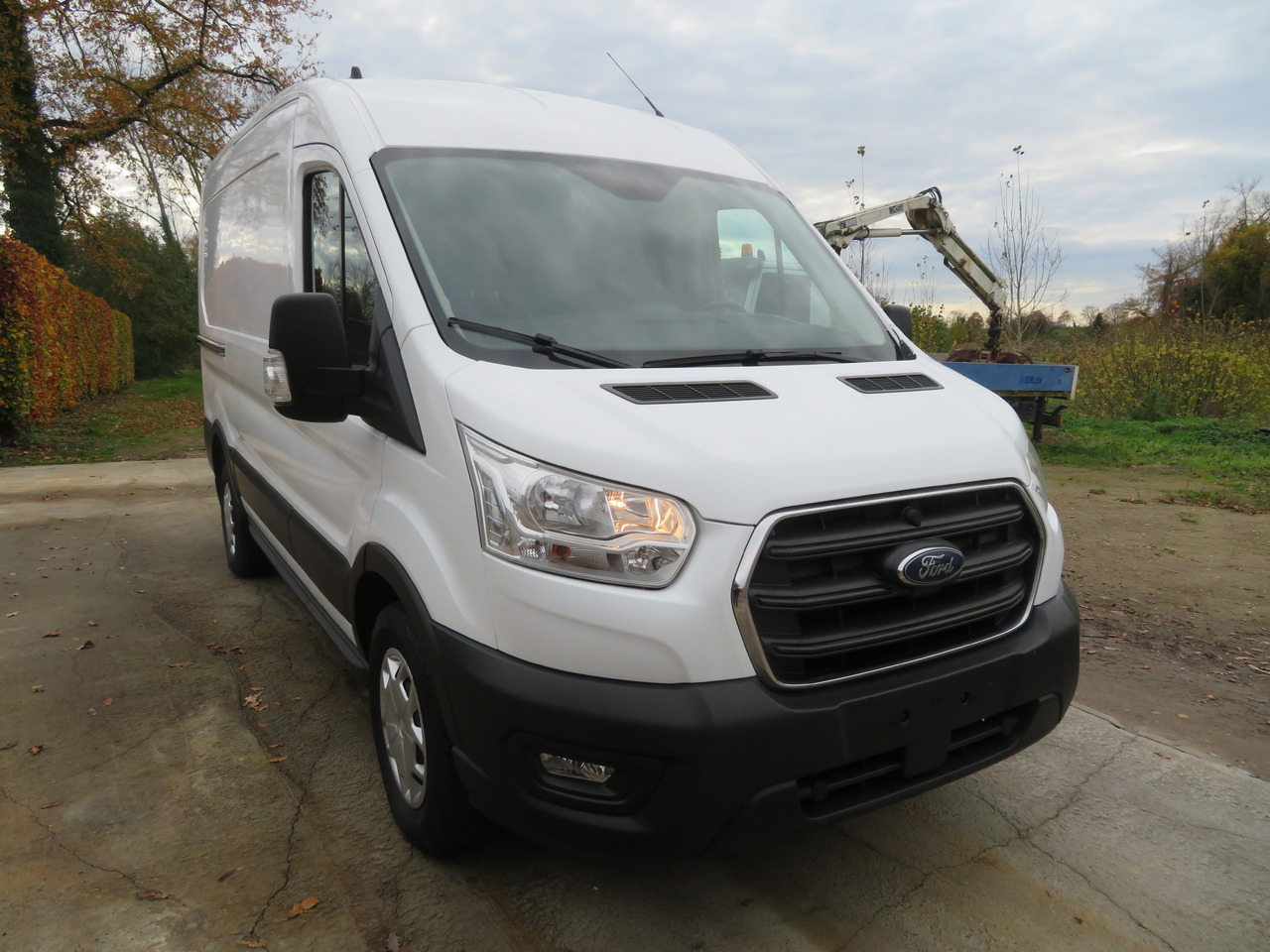Ford Transit 2.0TDCi TREND - L2H2 - Furgón: foto 1 Ford Transit 2.0TDCi TREND - L2H2 - Furgón: foto 1