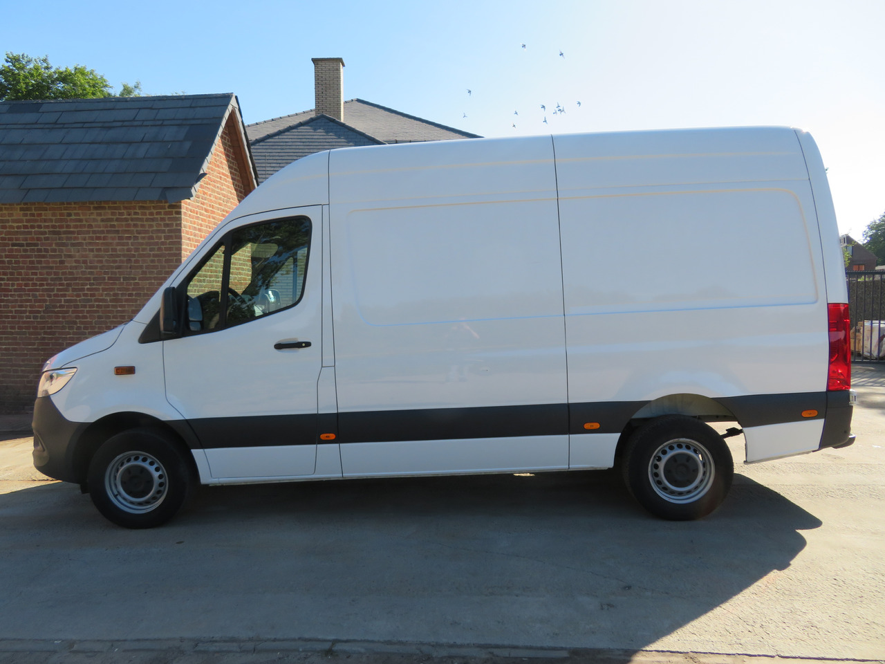 MERCEDES-BENZ Sprinter 317cdi - A2H2 - Furgón: foto 4 MERCEDES-BENZ Sprinter 317cdi - A2H2 - Furgón: foto 4
