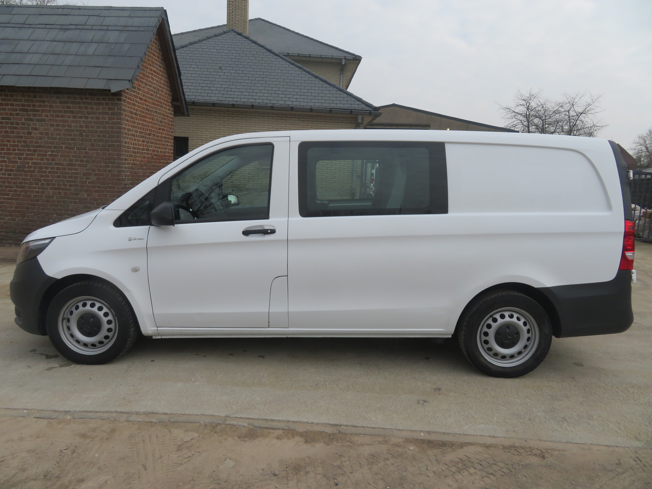 MERCEDES-BENZ Vito 114cdi - A2 - dubbel cabine - Furgoneta pequeña, Furgoneta combi: foto 4 MERCEDES-BENZ Vito 114cdi - A2 - dubbel cabine - Furgoneta pequeña, Furgoneta combi: foto 4