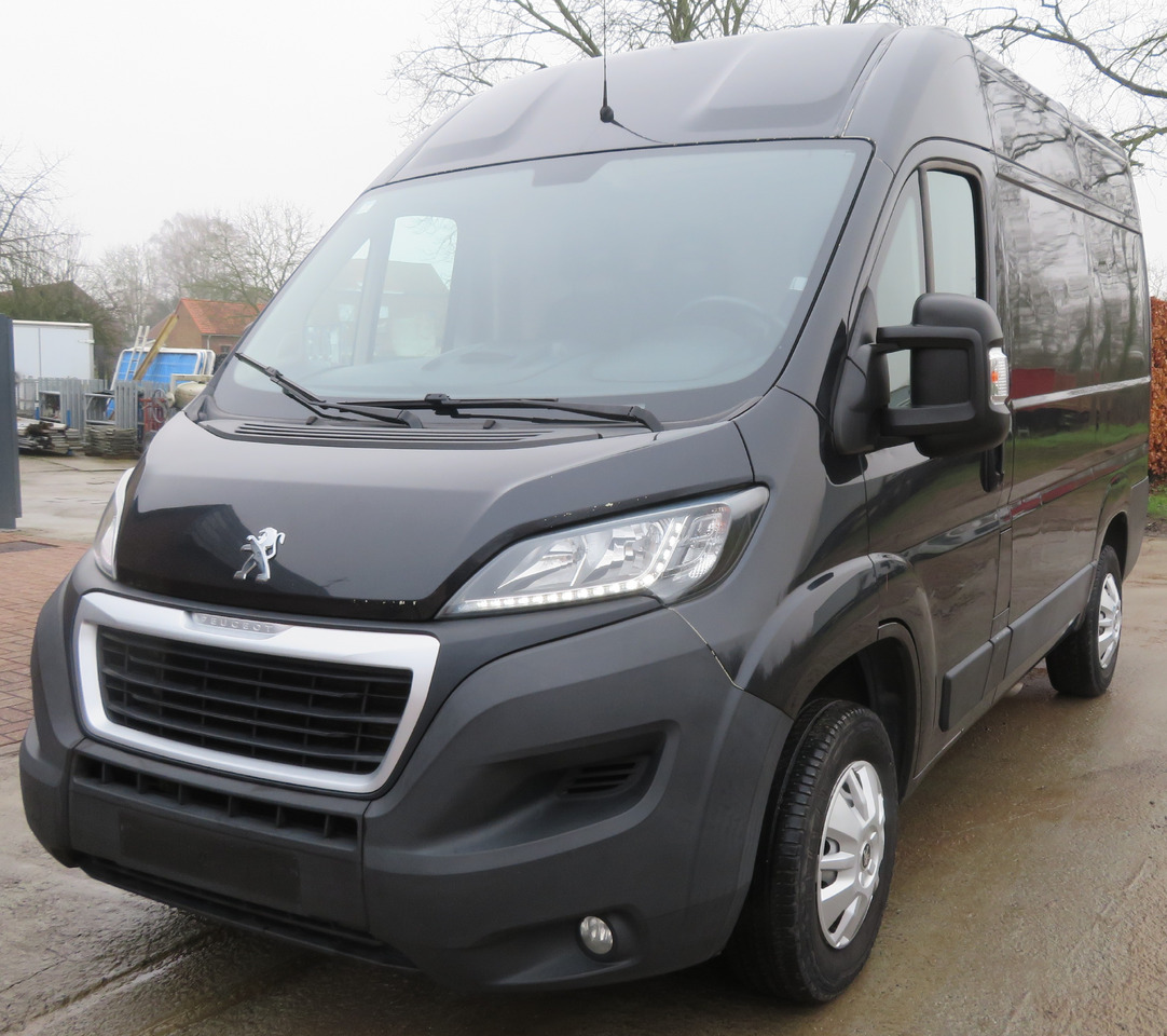 Peugeot Boxer 2.0blue HDI - Furgoneta pequeña: foto 3 Peugeot Boxer 2.0blue HDI - Furgoneta pequeña: foto 3
