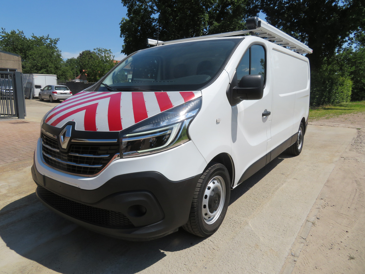 RENAULT Trafic 2.0dCi - L2H1 - Furgoneta pequeña: foto 3 RENAULT Trafic 2.0dCi - L2H1 - Furgoneta pequeña: foto 3