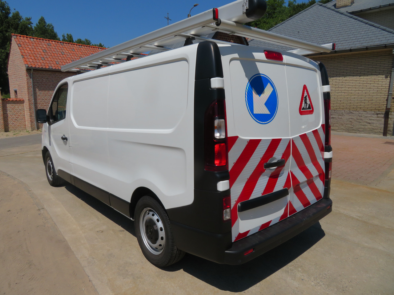RENAULT Trafic 2.0dCi - L2H1 - Furgoneta pequeña: foto 5 RENAULT Trafic 2.0dCi - L2H1 - Furgoneta pequeña: foto 5