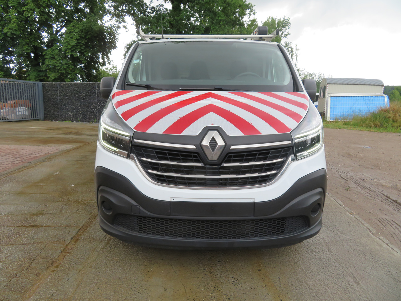 RENAULT Trafic 2.0dCi - L2H1 - Furgoneta pequeña: foto 2 RENAULT Trafic 2.0dCi - L2H1 - Furgoneta pequeña: foto 2