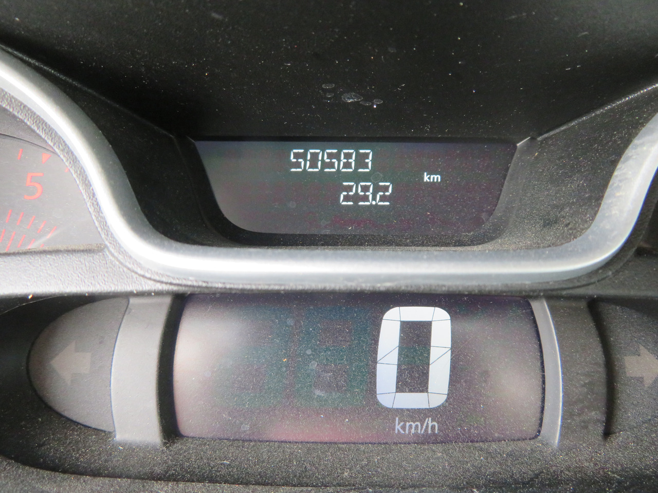 Furgoneta pequeña RENAULT Trafic 2.0dCi - L2H1: foto 16