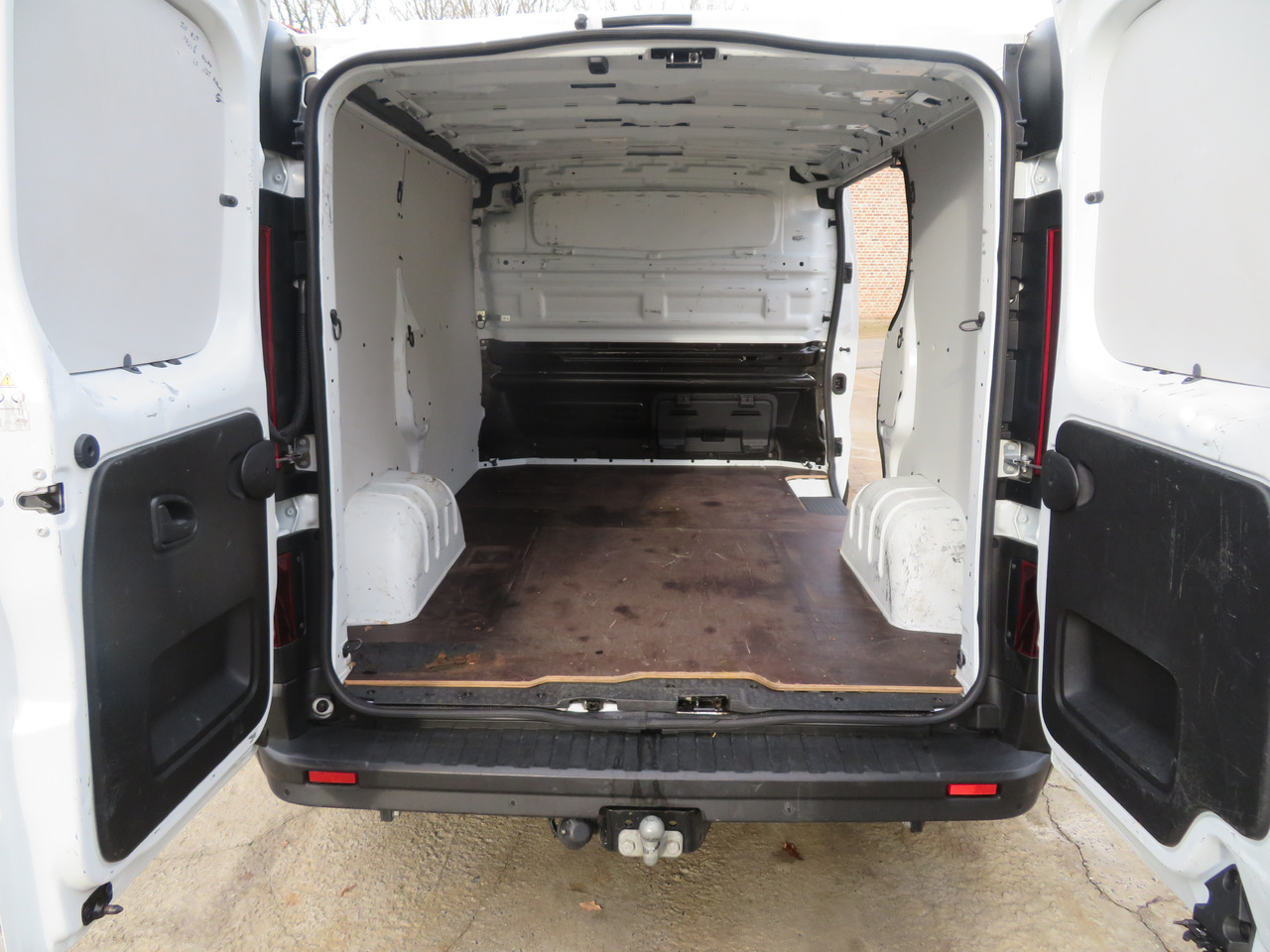 Furgoneta pequeña Renault Trafic 1.6dCi L1H1: foto 10 Furgoneta pequeña Renault Trafic 1.6dCi L1H1: foto 10