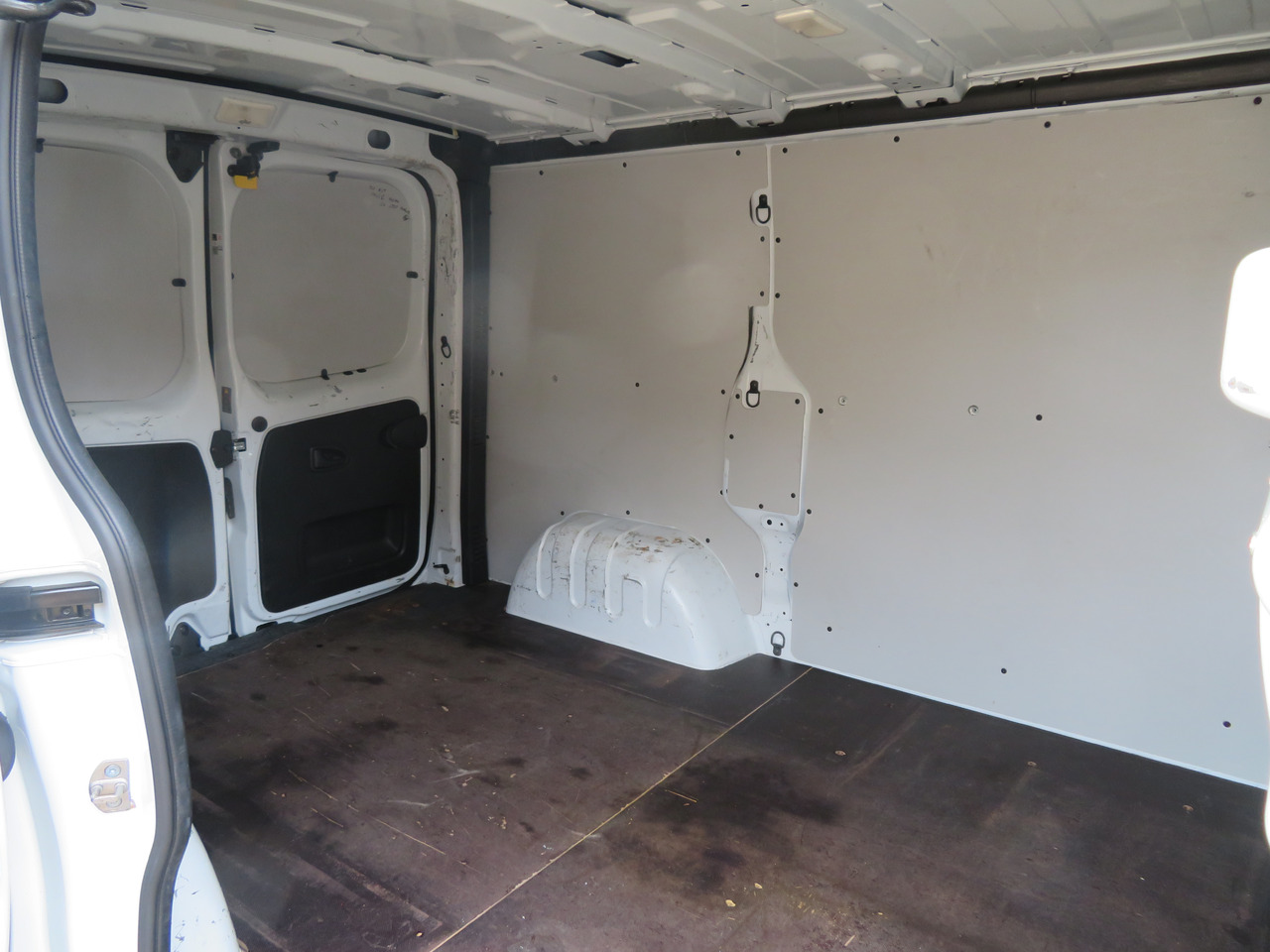 Furgoneta pequeña Renault Trafic 1.6dCi L1H1: foto 9 Furgoneta pequeña Renault Trafic 1.6dCi L1H1: foto 9