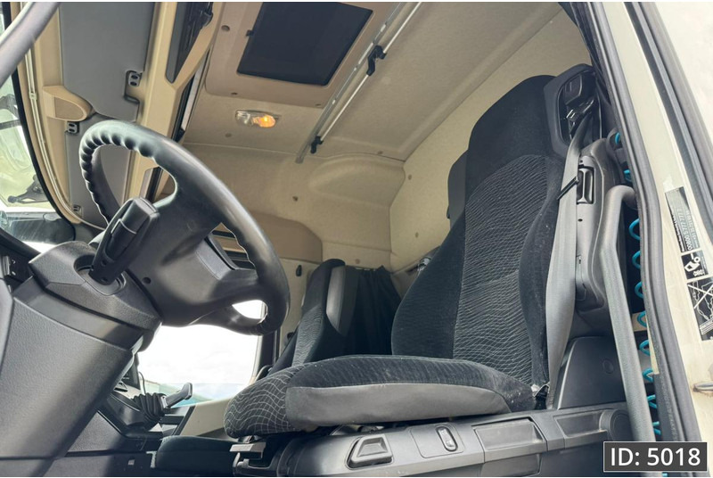 Mercedes-Benz Actros 1842 StreamSpace, Euro 6, / Very clean condition / Streamspace / 9 Pieces - Cabeza tractora: foto 5 Mercedes-Benz Actros 1842 StreamSpace, Euro 6, / Very clean condition / Streamspace / 9 Pieces - Cabeza tractora: foto 5