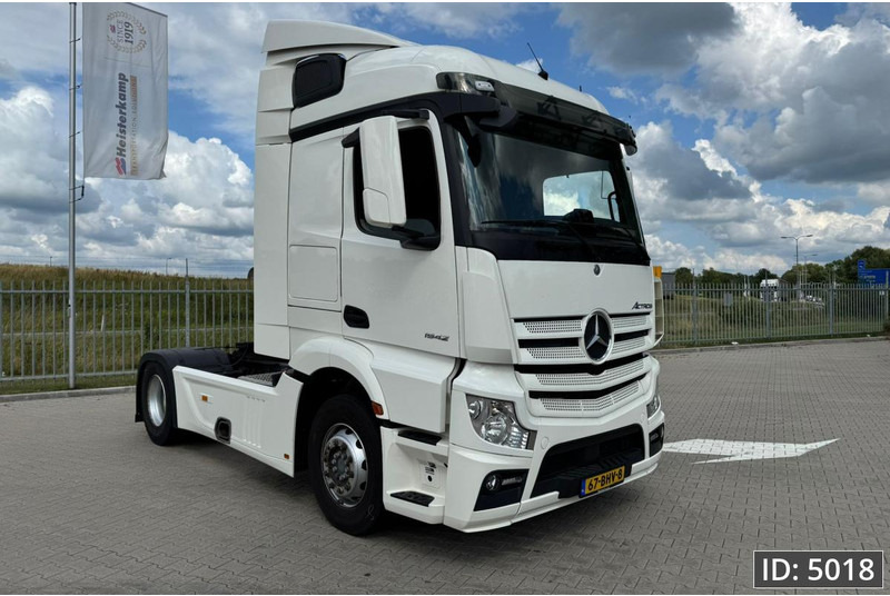 Mercedes-Benz Actros 1842 StreamSpace, Euro 6, / Very clean condition / Streamspace / 9 Pieces - Cabeza tractora: foto 4 Mercedes-Benz Actros 1842 StreamSpace, Euro 6, / Very clean condition / Streamspace / 9 Pieces - Cabeza tractora: foto 4