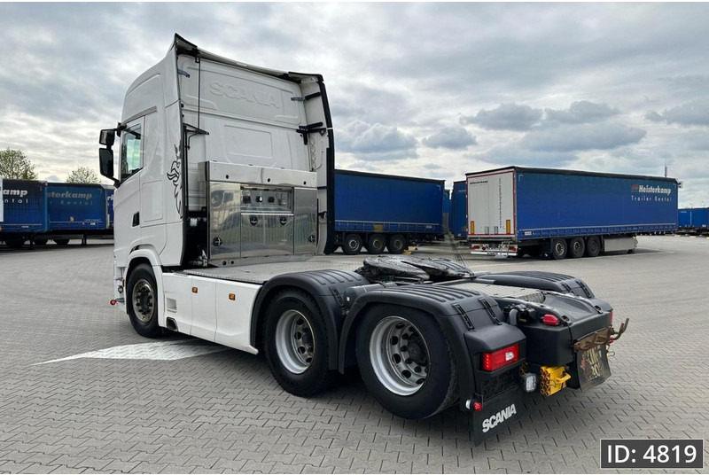 Scania S650 Topline, Euro 6, 6x2 / Retarder / Standklima / PTO / Leather / Sliding 5th wheel, Intarder - Cabeza tractora: foto 4 Scania S650 Topline, Euro 6, 6x2 / Retarder / Standklima / PTO / Leather / Sliding 5th wheel, Intarder - Cabeza tractora: foto 4