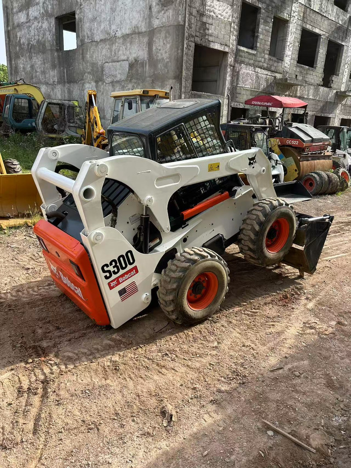 BOBCAT S300 - Minicargadora: foto 4 BOBCAT S300 - Minicargadora: foto 4