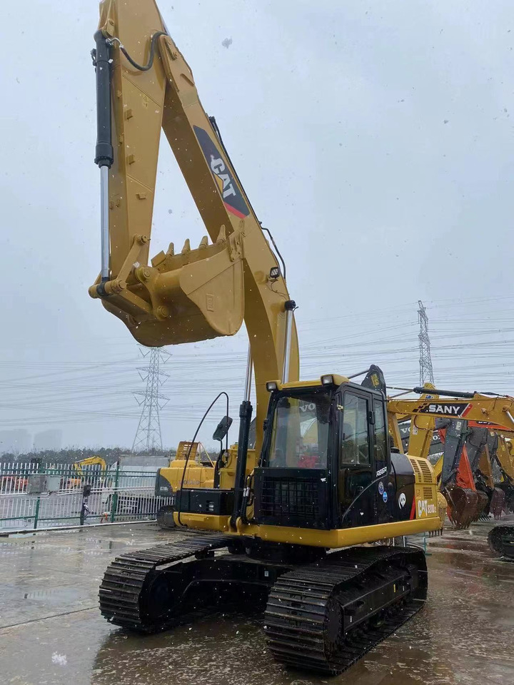 CATERPILLAR 320D - Excavadora de cadenas: foto 2 CATERPILLAR 320D - Excavadora de cadenas: foto 2