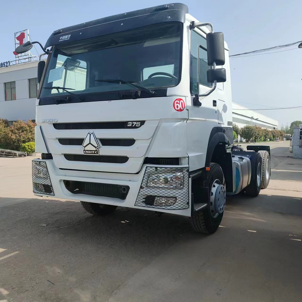 SINOTRUK HOWO 375 CLICK HERE FOR DISCOUNT - Cabeza tractora: foto 2 SINOTRUK HOWO 375 CLICK HERE FOR DISCOUNT - Cabeza tractora: foto 2