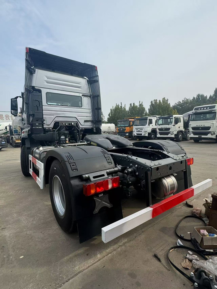 SINOTRUK HOWO NX CLICK HERE FOR DISCOUNT - Cabeza tractora: foto 5 SINOTRUK HOWO NX CLICK HERE FOR DISCOUNT - Cabeza tractora: foto 5