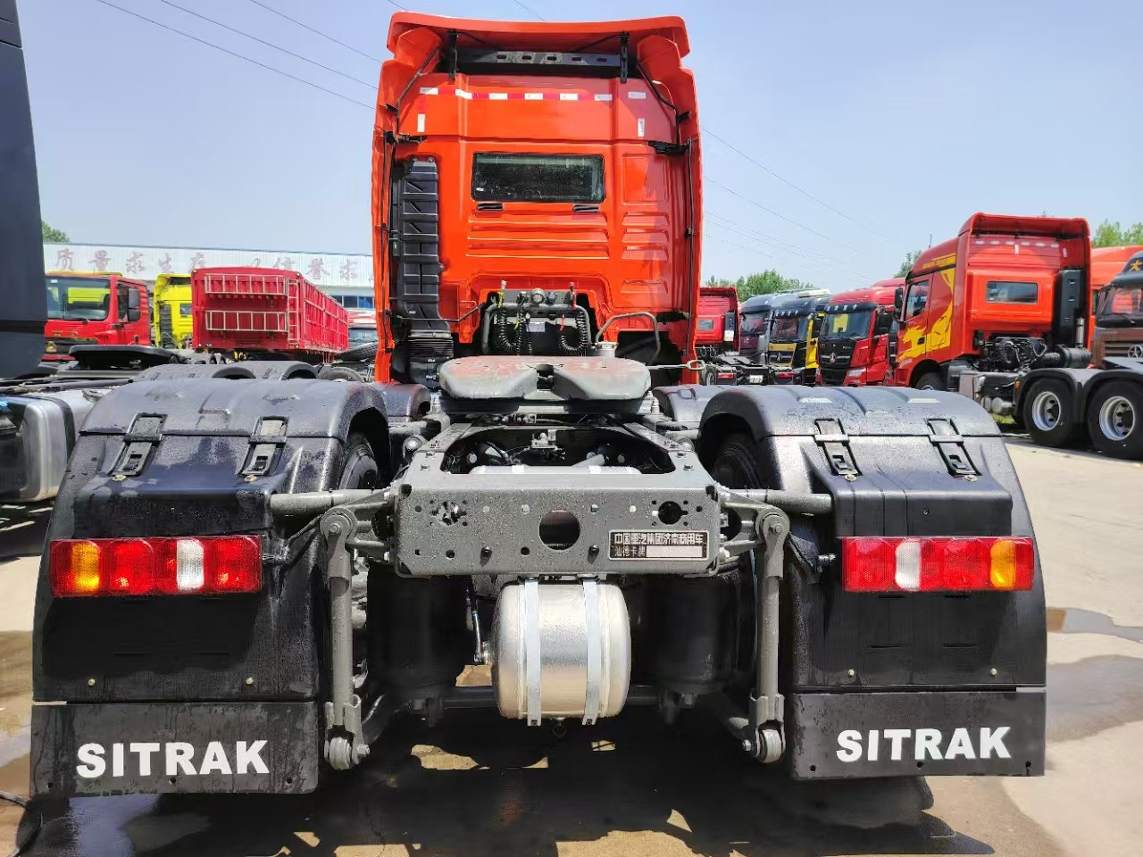 SINOTRUK SITRAK CLICK HERE FOR DISCOUNT - Cabeza tractora: foto 5 SINOTRUK SITRAK CLICK HERE FOR DISCOUNT - Cabeza tractora: foto 5