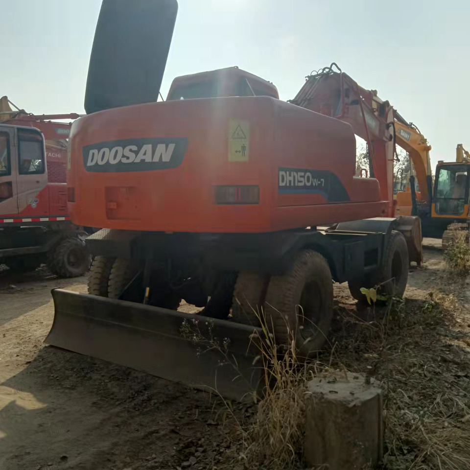 DH150W-7 - Excavadora de cadenas: foto 4 DH150W-7 - Excavadora de cadenas: foto 4