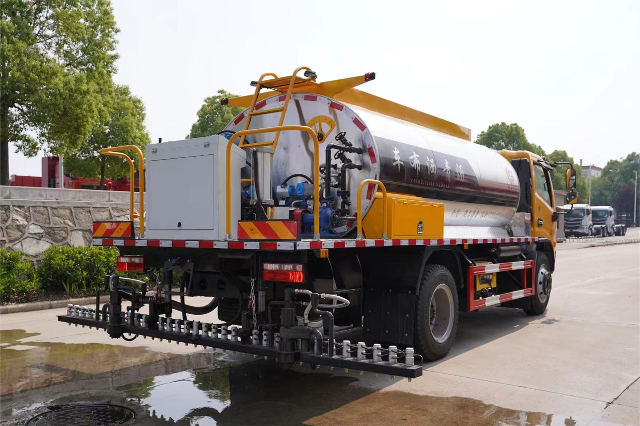 Distribuidor de asfalto nuevo DONGFENG Asphalt Spreader: foto 8 Distribuidor de asfalto nuevo DONGFENG Asphalt Spreader: foto 8