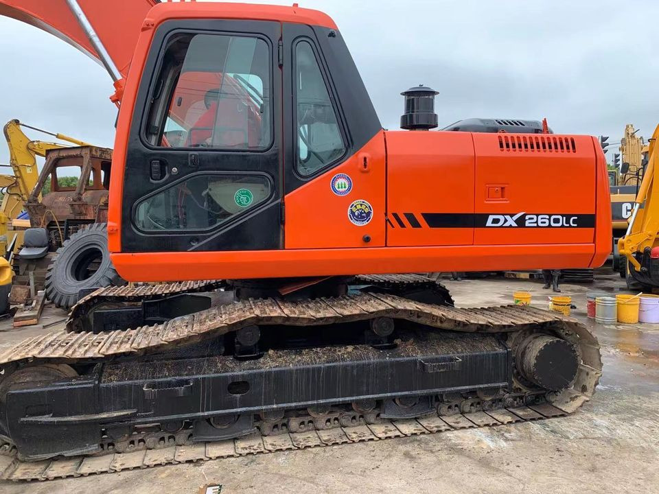 DOOSAN DX 260LC - Excavadora de cadenas: foto 3 DOOSAN DX 260LC - Excavadora de cadenas: foto 3