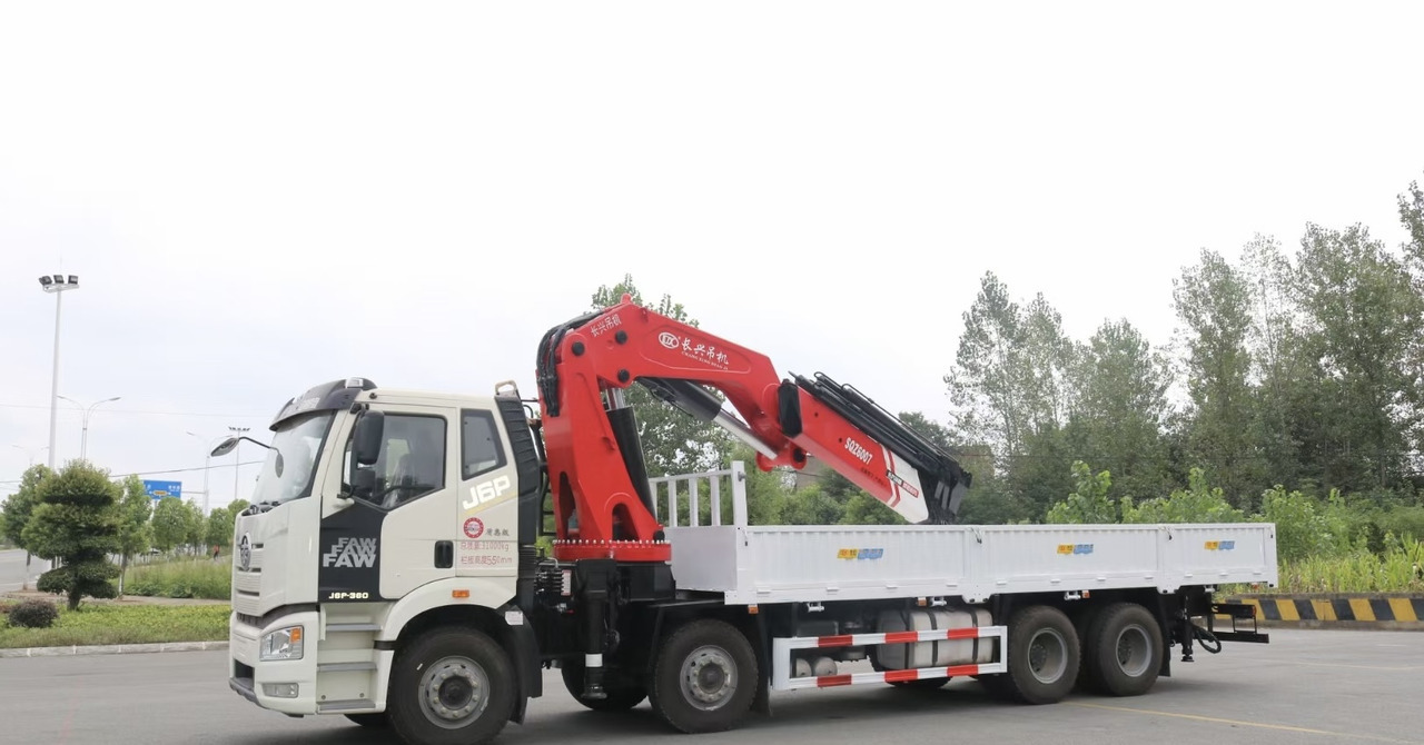FAW JBP 380hp Crane |Truck Excellent Condition - Camión grúa: foto 3 FAW JBP 380hp Crane |Truck Excellent Condition - Camión grúa: foto 3
